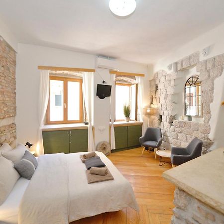 Charming Apartment In โกตอร์ ภายนอก รูปภาพ