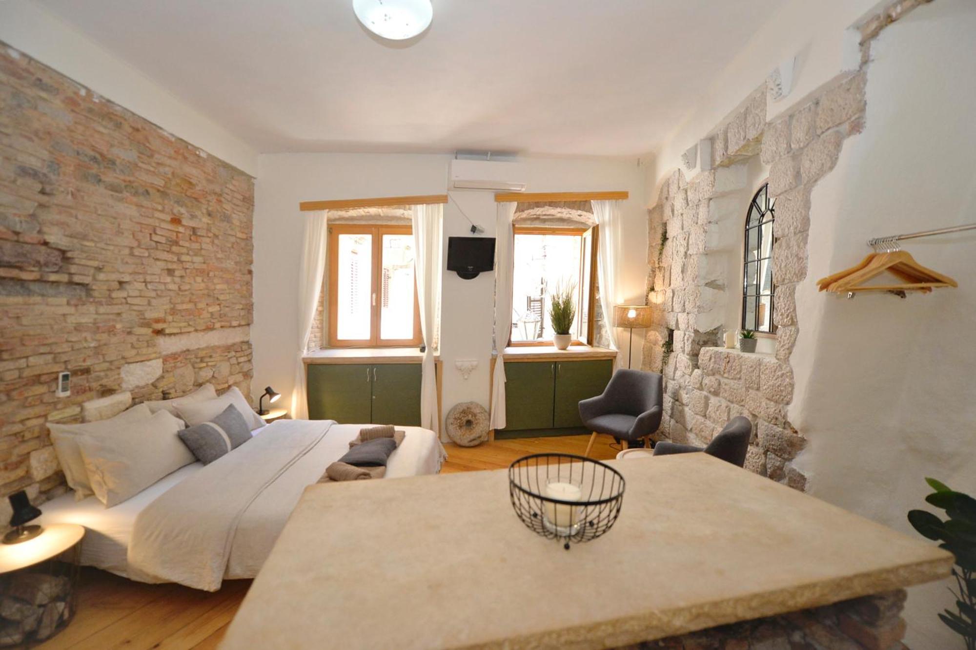 Charming Apartment In โกตอร์ ภายนอก รูปภาพ