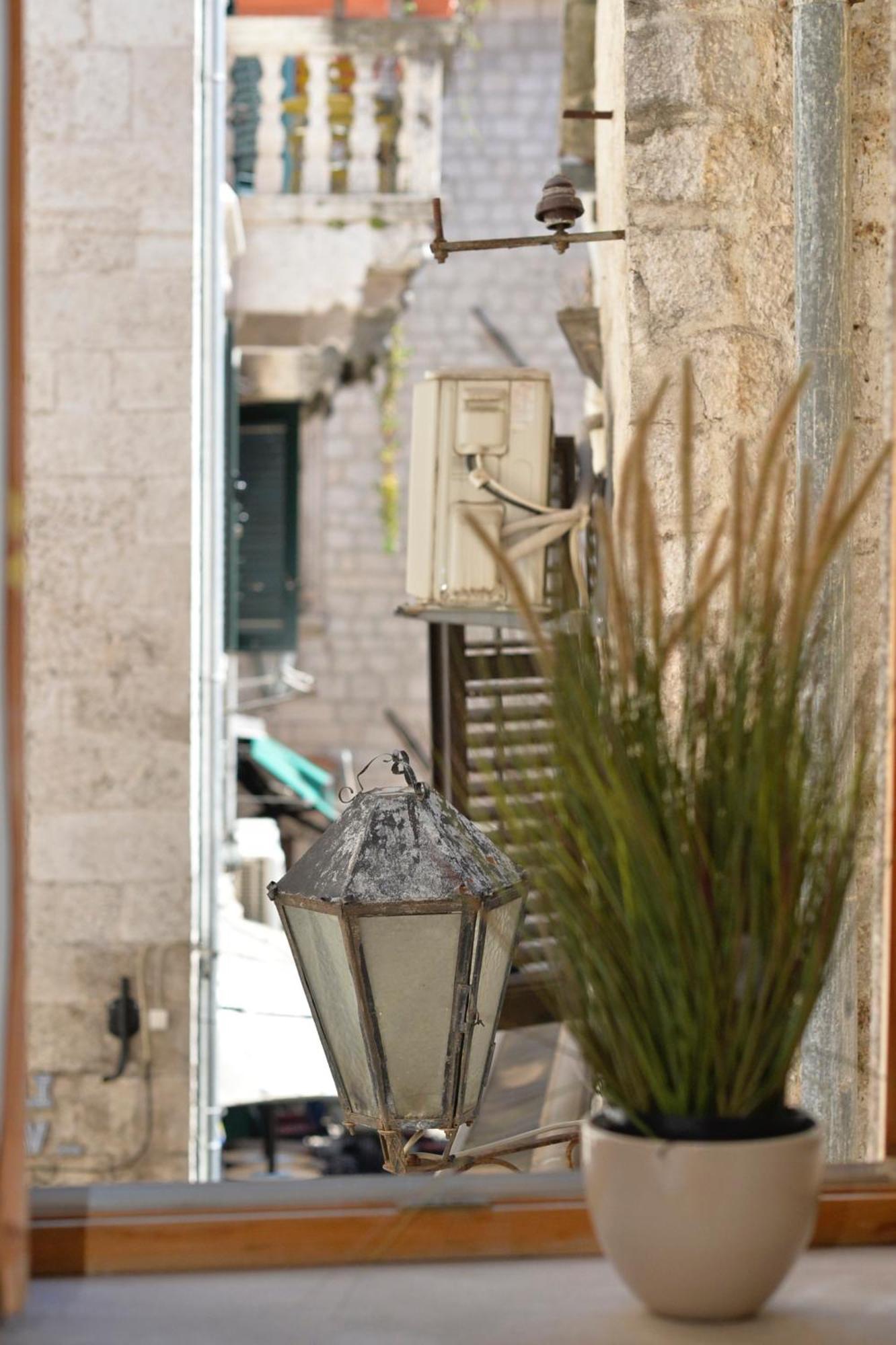 Charming Apartment In โกตอร์ ภายนอก รูปภาพ